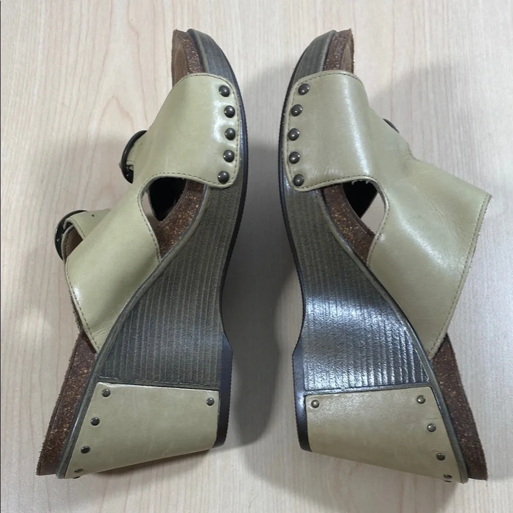 Dansko Fern Tan and Brown Wedge Shoes with Comfort Design